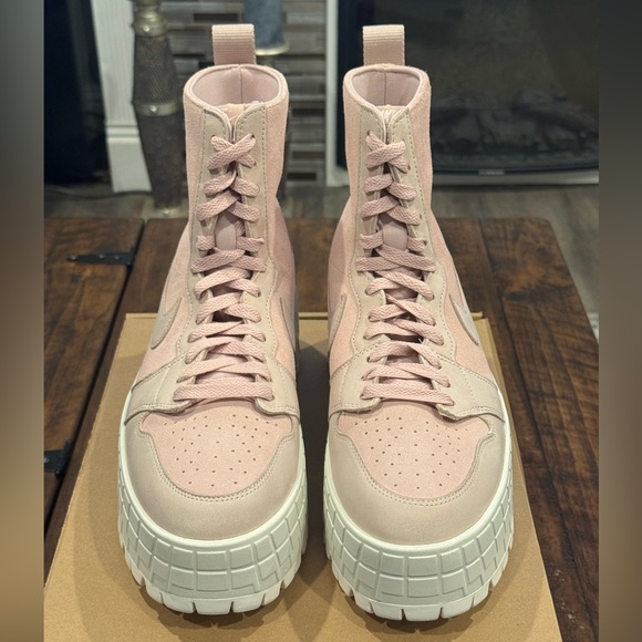 Nike Air Jordan 1 Brooklyn Boot - Picture 2 of 13